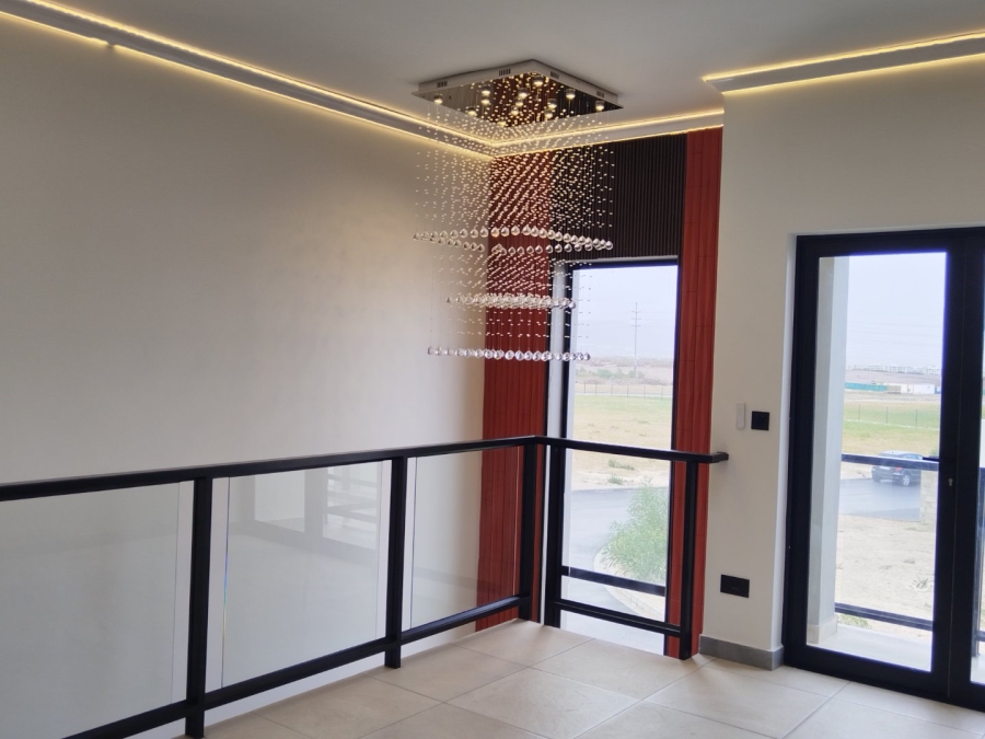 4 Bedroom Property for Sale in Sandown Western Cape